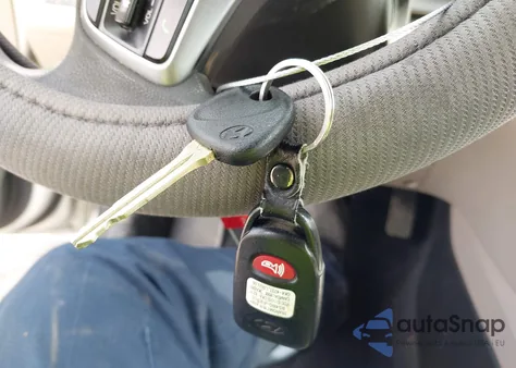 2018 Hyundai Elantra Sel из США, поврежденный, VIN 5NPD84LF4JH354271